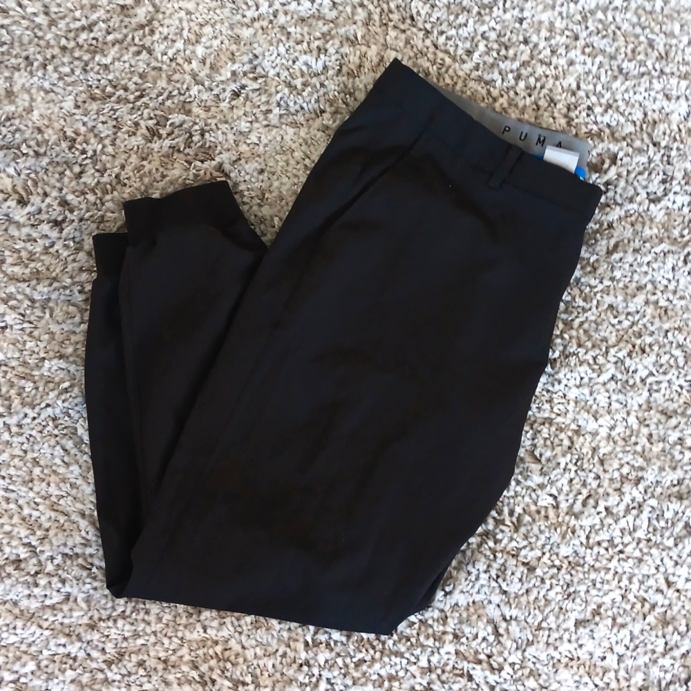 Closing sale Puma black golf pants 40/32